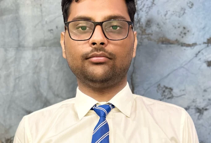  Dushyant Awasthi
